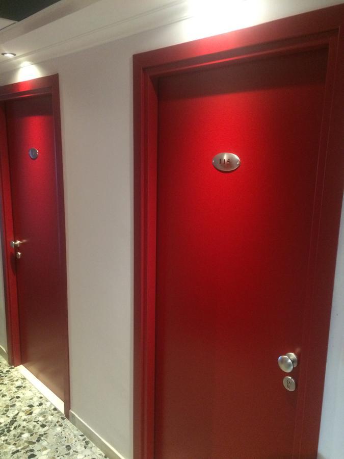 Alex & Lorenz Hotel Торваяника Экстерьер фото